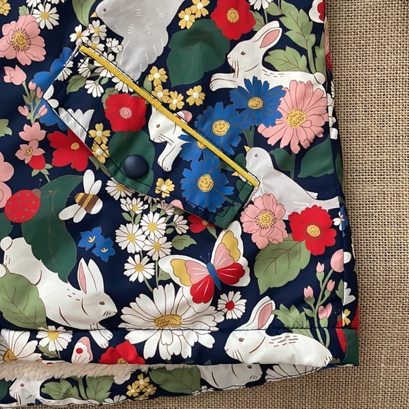 EUC Mini Boden water repellant fleece lined anorak, bunny butterfly bee floral - Picture 2 of 10